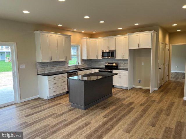 123 N. WEST VIEW DR, Elizabethtown, PA 17022