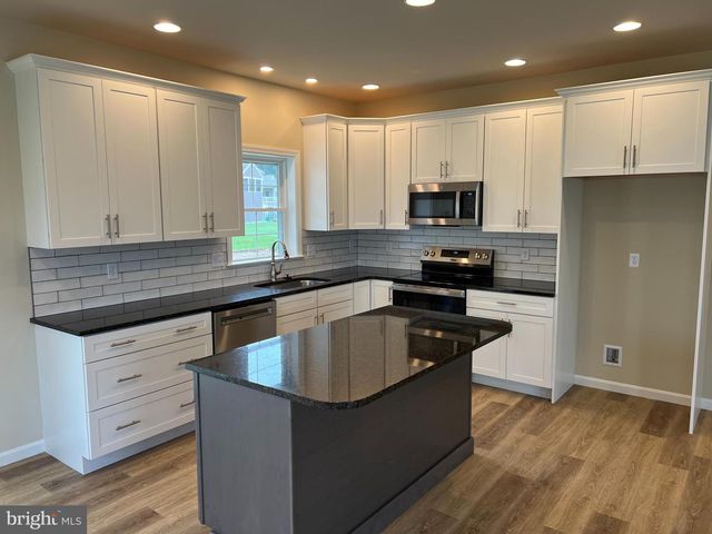 123 N. WEST VIEW DR, Elizabethtown, PA 17022