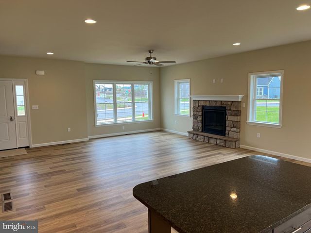 123 N. WEST VIEW DR, Elizabethtown, PA 17022