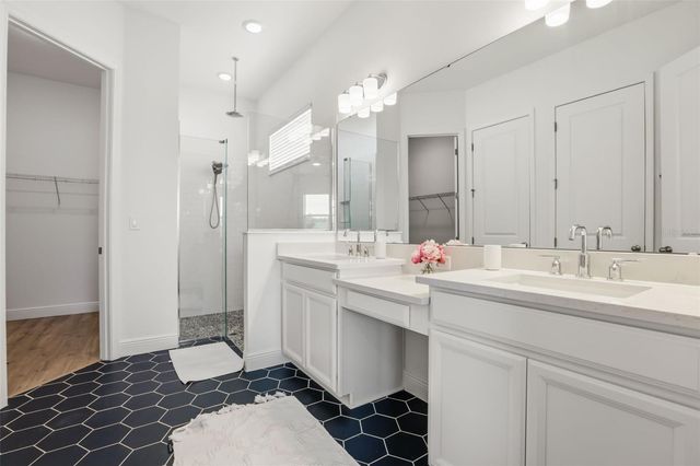16000 VOLTERRA POINT, Bella Collina, FL 34756