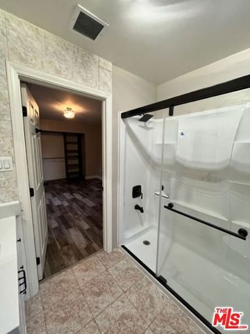 13818 Bessemer Street, Los Angeles, CA 91401