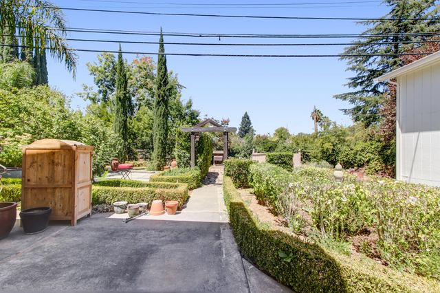 3303 pope ave, Sacramento, CA 95821