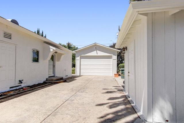 3303 pope ave, Sacramento, CA 95821