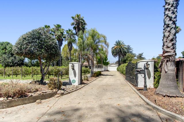 3303 pope ave, Sacramento, CA 95821