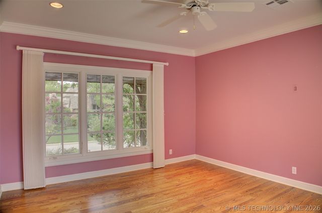 1439 S Owasso Avenue, Tulsa, OK 74120