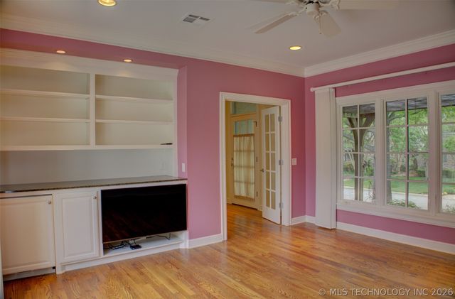 1439 S Owasso Avenue, Tulsa, OK 74120