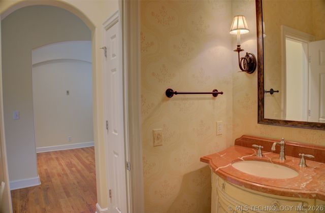 1439 S Owasso Avenue, Tulsa, OK 74120