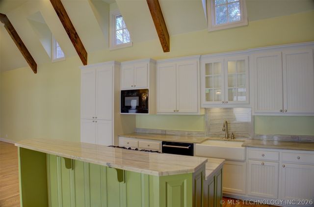 1439 S Owasso Avenue, Tulsa, OK 74120