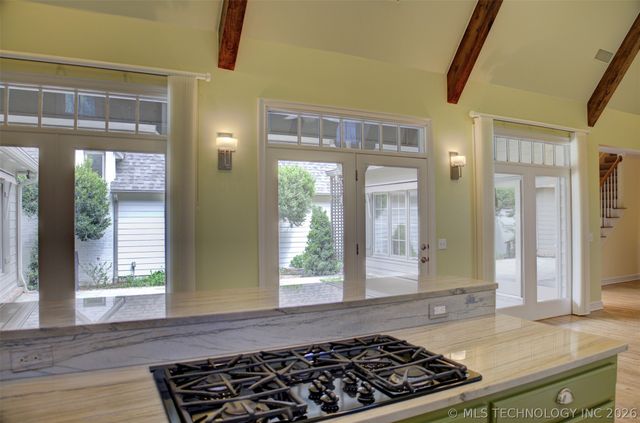 1439 S Owasso Avenue, Tulsa, OK 74120