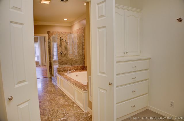 1439 S Owasso Avenue, Tulsa, OK 74120