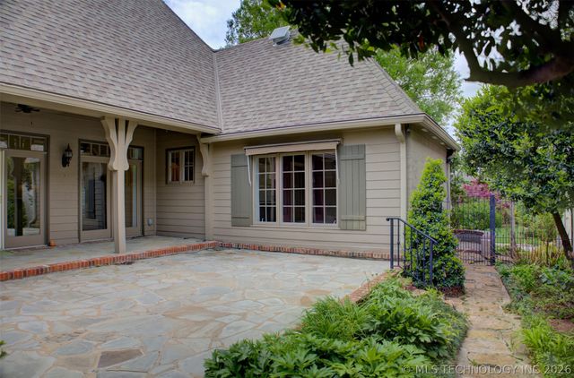 1439 S Owasso Avenue, Tulsa, OK 74120