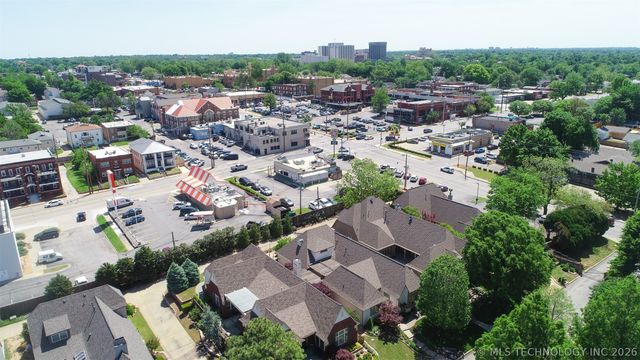 1439 S Owasso Avenue, Tulsa, OK 74120