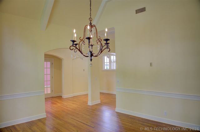 1439 S Owasso Avenue, Tulsa, OK 74120