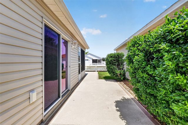 1858 ENDSLEY COURT, The Villages, FL 32162