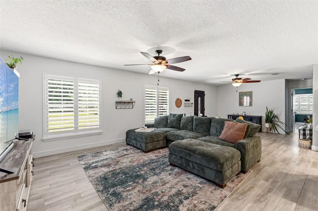 5502 BRUTON ROAD, Plant City, FL 33565