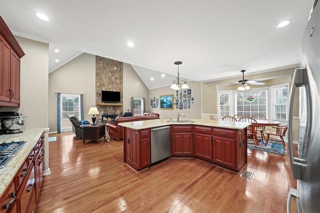 10635 Stonefield Landing, Johns Creek, GA 30097