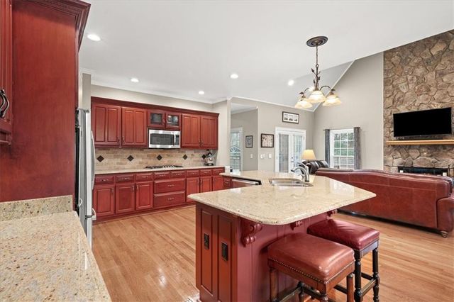 10635 Stonefield Landing, Johns Creek, GA 30097