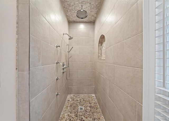 10635 Stonefield Landing, Johns Creek, GA 30097