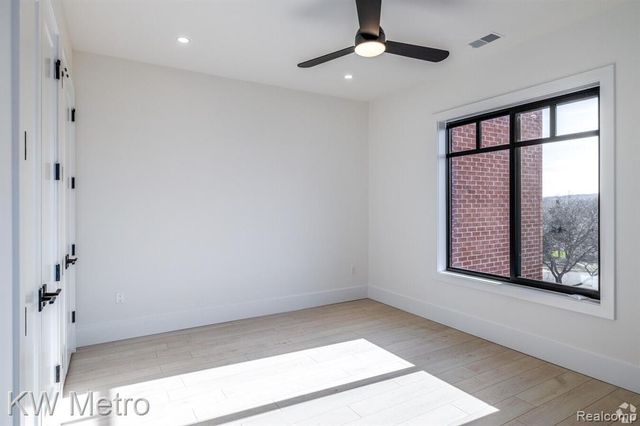 120 E Liberty Street 203, Milford, MI 48381