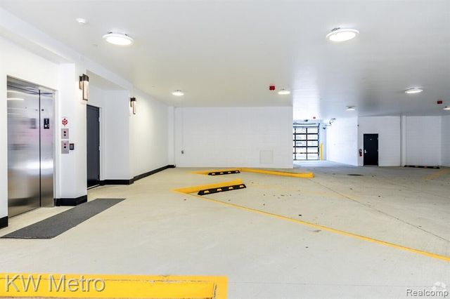 120 E Liberty Street 203, Milford, MI 48381