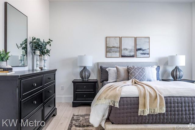 120 E Liberty Street 203, Milford, MI 48381