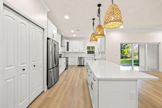 4805 66th Lane, Vero Beach, FL 32967