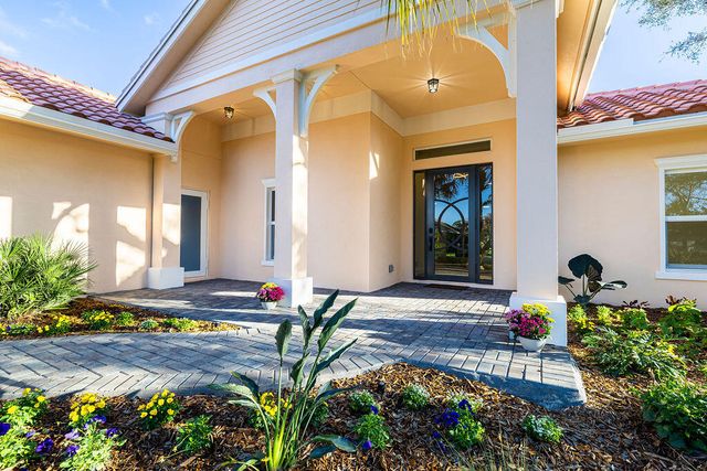 4805 66th Lane, Vero Beach, FL 32967