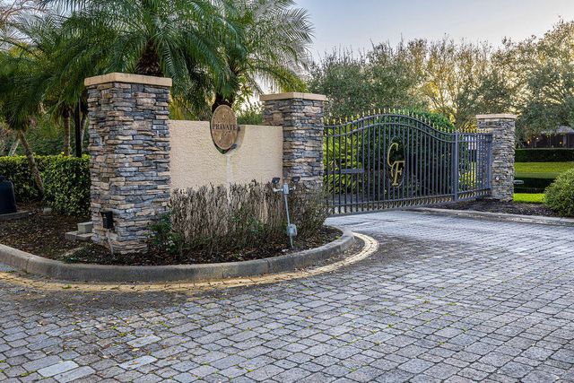 4805 66th Lane, Vero Beach, FL 32967