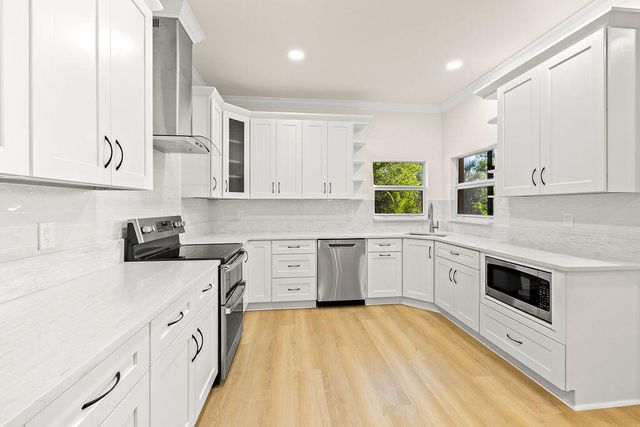 4805 66th Lane, Vero Beach, FL 32967