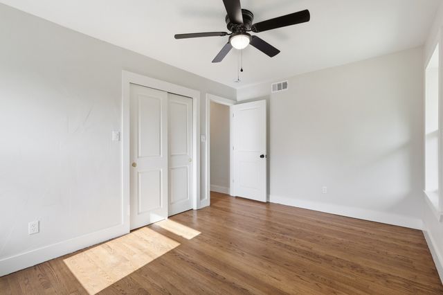 385 Crockett, Lewisville, TX 75057