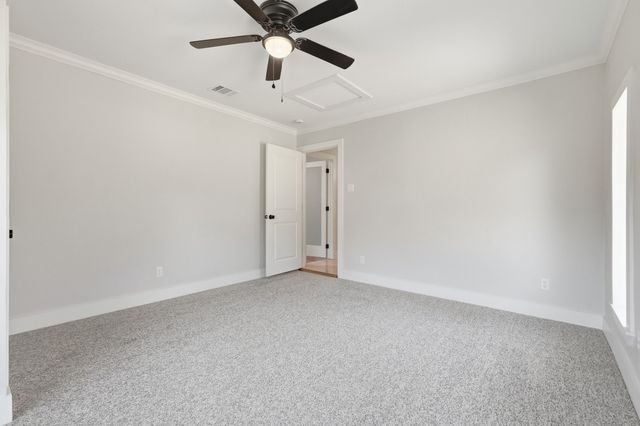 385 Crockett, Lewisville, TX 75057