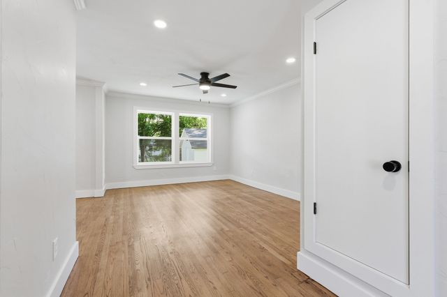 385 Crockett, Lewisville, TX 75057