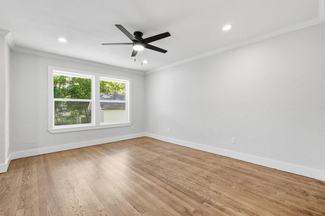 385 Crockett, Lewisville, TX 75057