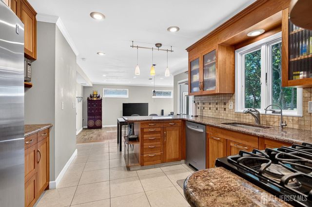 16 Brookdale Road, East Brunswick, NJ 08816