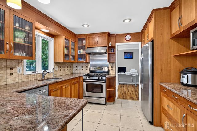16 Brookdale Road, East Brunswick, NJ 08816