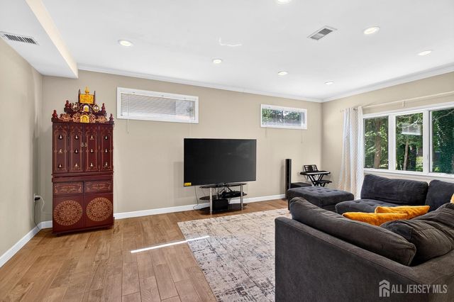 16 Brookdale Road, East Brunswick, NJ 08816