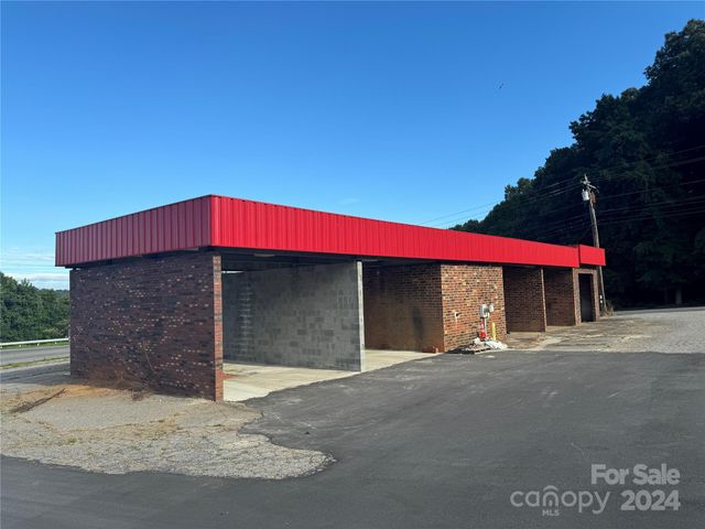 324 Sanford Drive, Morganton, NC 28655