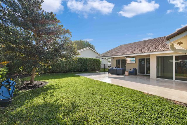 319 Sequoia Lane, Boca Raton, FL 33487