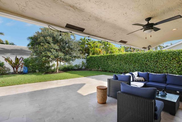 319 Sequoia Lane, Boca Raton, FL 33487