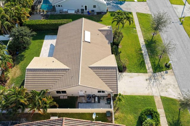319 Sequoia Lane, Boca Raton, FL 33487