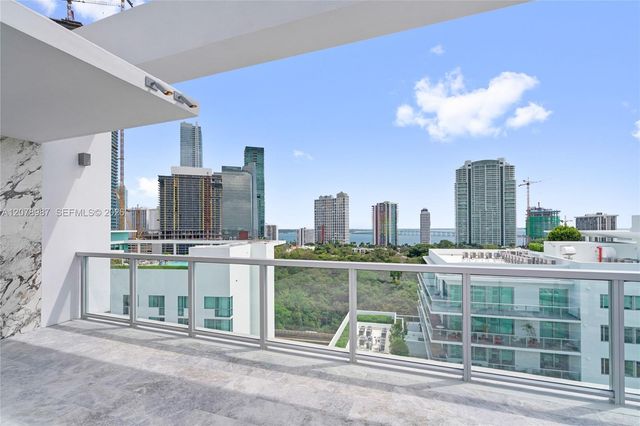 1611 SW 2nd Avenue 504, Miami, FL 33129