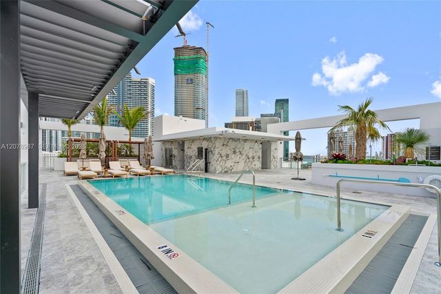 1611 SW 2nd Avenue 504, Miami, FL 33129