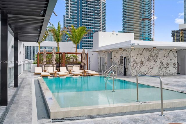 1611 SW 2nd Avenue 504, Miami, FL 33129