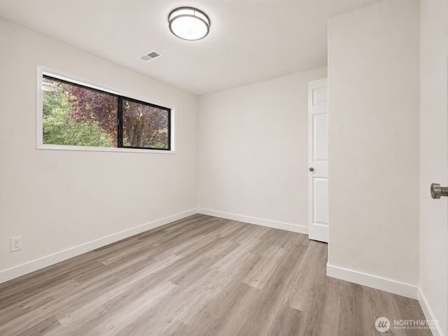 2502 202nd Place SW, Lynnwood, WA 98036