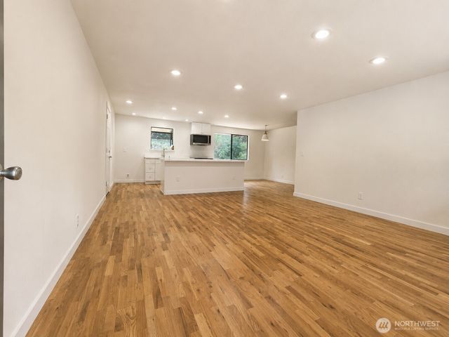 2502 202nd Place SW, Lynnwood, WA 98036