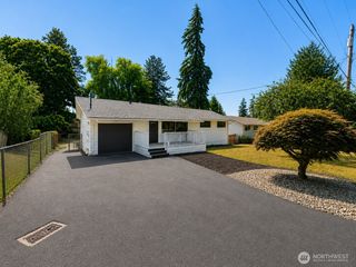 2502 202nd Place SW, Lynnwood, WA 98036