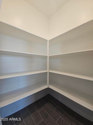 37584 N SINGLETREE Drive, San Tan Valley, AZ 85140