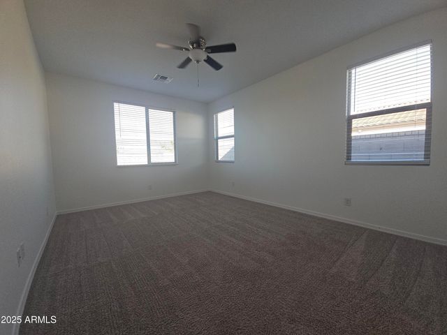 37584 N SINGLETREE Drive, San Tan Valley, AZ 85140