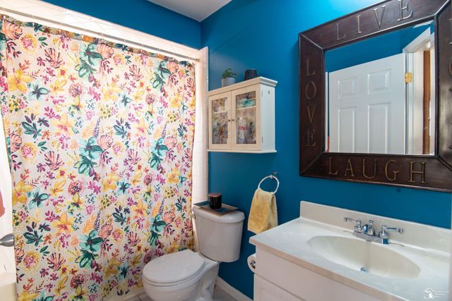 18082 Ray Street, Riverview, MI 48193