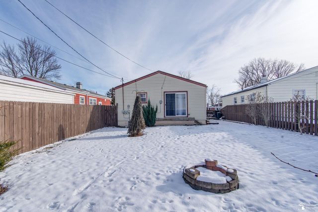 18082 Ray Street, Riverview, MI 48193